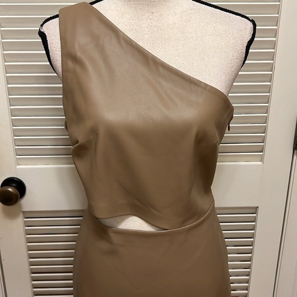 L'AGENCE Aliyah Cutout  MIDI Dress in Dark Chanterelle, Size 8, NWT - Picture 5 of 17